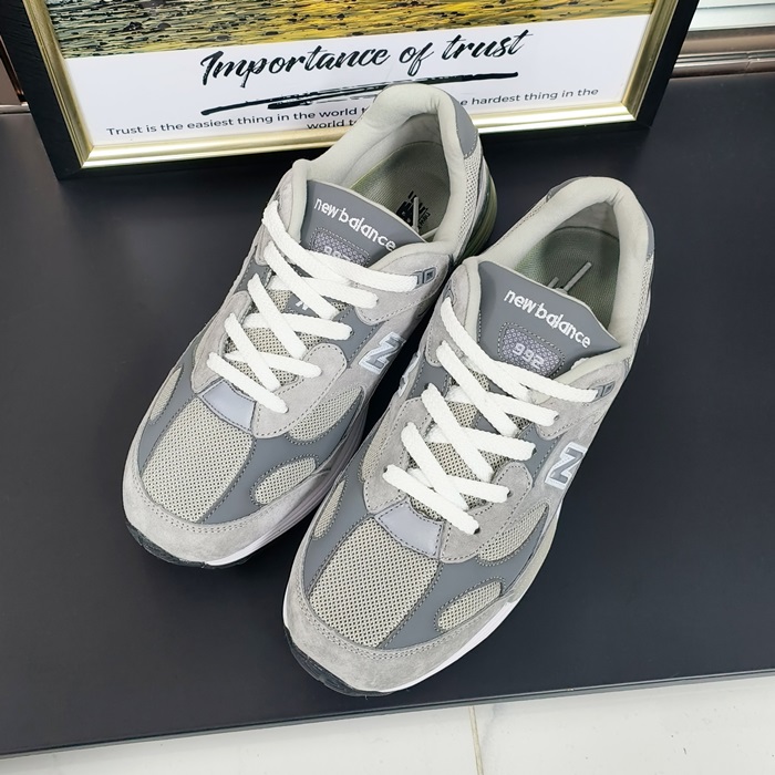 ニールバレット ユニセックス NB 992 スニーカー - Newbalance - nes0912x