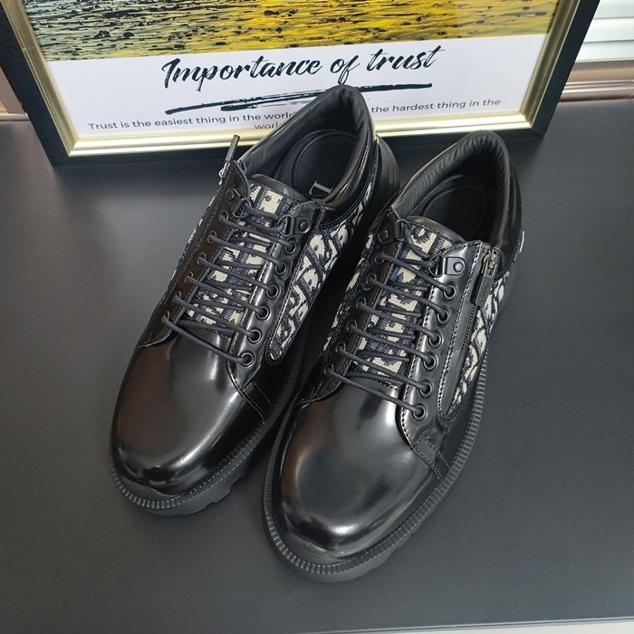 ディオール メンズ オブリーク スニーカー -  Combat  - dis1655x