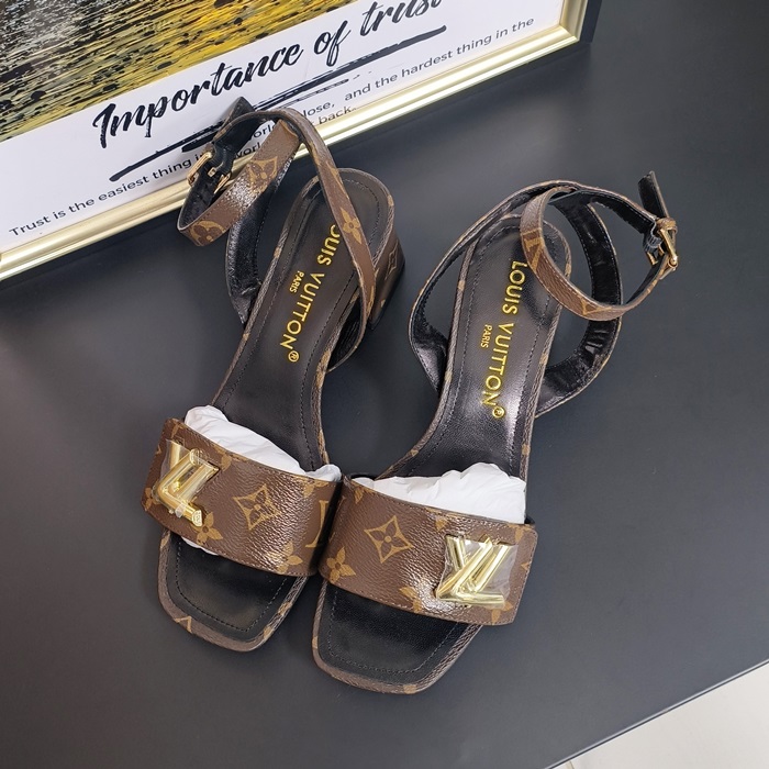   Strap - ルイヴィトン レディース モノグラム ストラップレザーサンダル Lou0951x.ブラウン