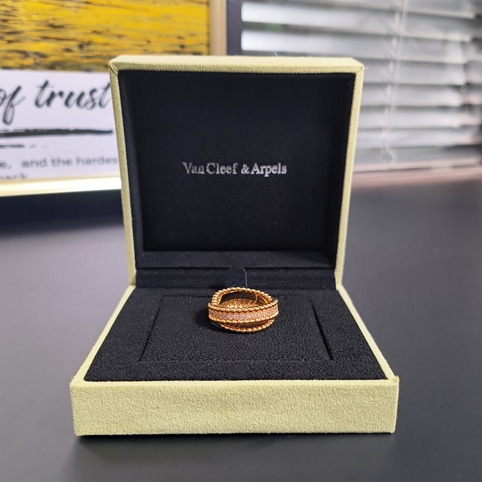 ヴァンクリーフ＆アーペル レディース ペルレリ ダイヤモンド デュオ リング -   Perlée RIng - acc4399x