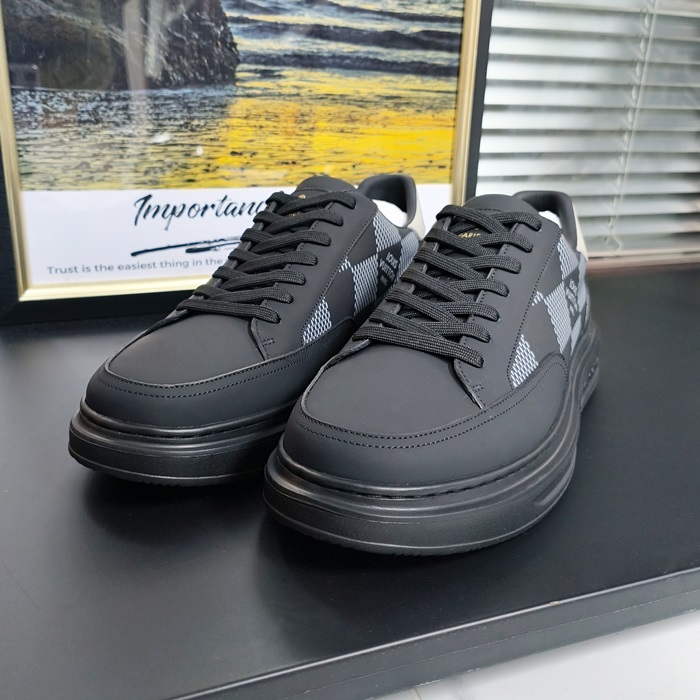 ルイヴィトン メンズ クラシック ブラック スニーカー -  - lou04948x