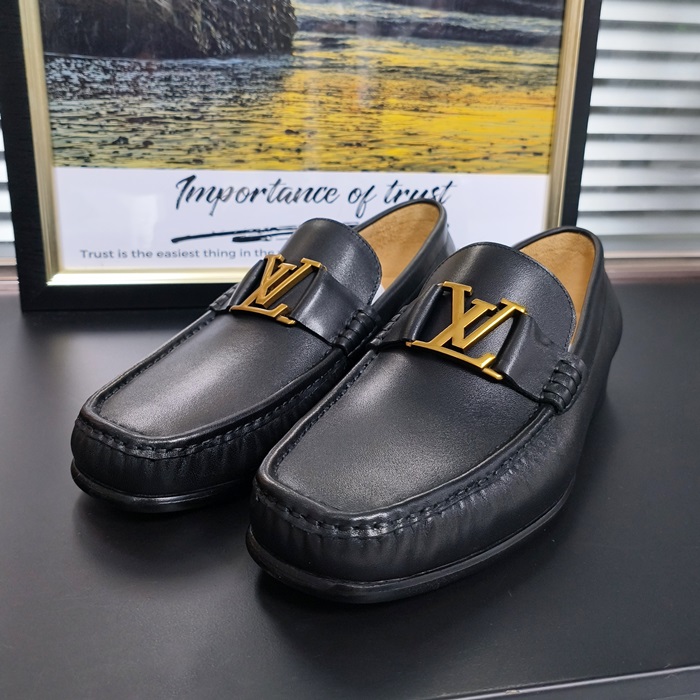 - ルイヴィトンメンズ レザーローファー LOUS1255,ブラック