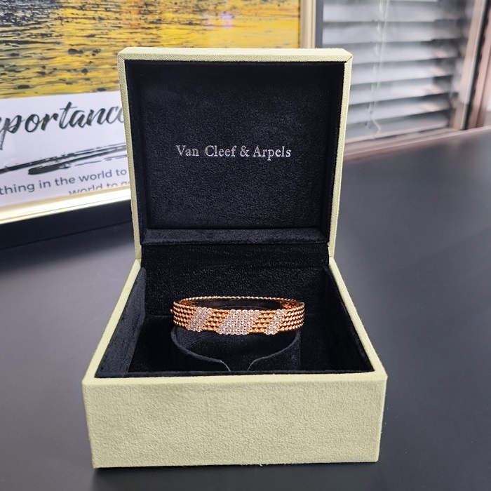 ヴァンクリーフ＆アーペル レディース ペルレリ ダイヤモンド ブレスレット -   Perlée Diamond Bracelet - acc3991x