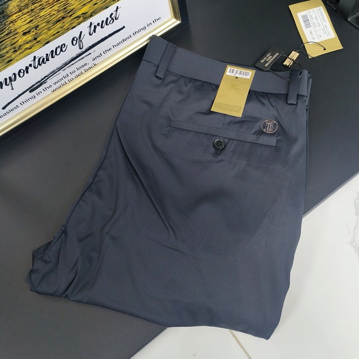 Burberry - バーバリーメンズ ビジネス クラシック パンツ Bur03130x.ブラック/ネイビー/グレー