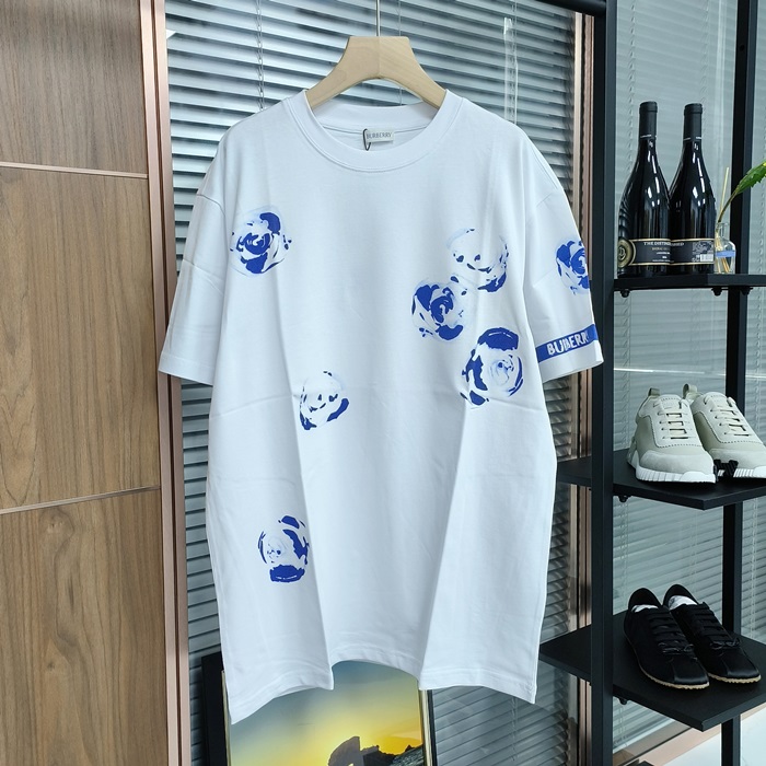 バーバリー ユニセックス アイボリー クルーネック 半袖Tシャツ - Burberryvory  - buc264x