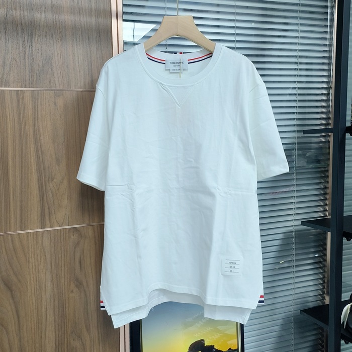 トムブラウン メンズ ホワイト クルーネック 半袖Tシャツ - White  - thom01555x