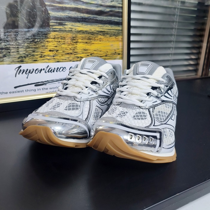 ボッテガヴェネタ ユニセックス オービット スニーカー - Bottega VenetaSilver  - bv268x