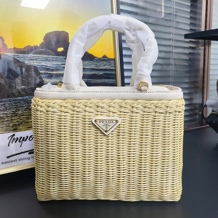 プラダ レディース ホワイト  バッグ 1BG835 -  White - prb2180x