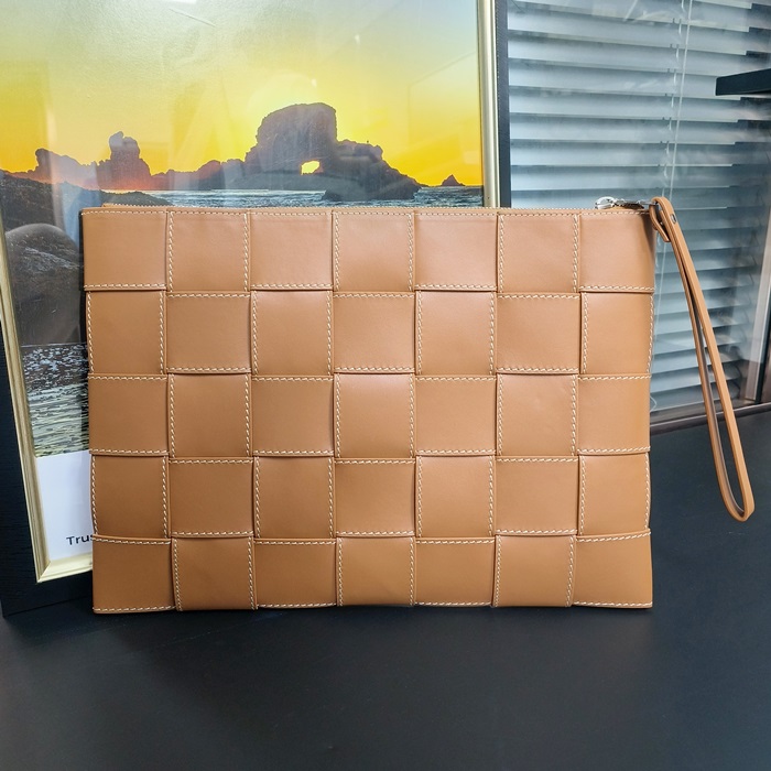 ボッテガヴェネタ メンズ キャメル クラッチバッグ - Camel - bvb1505x