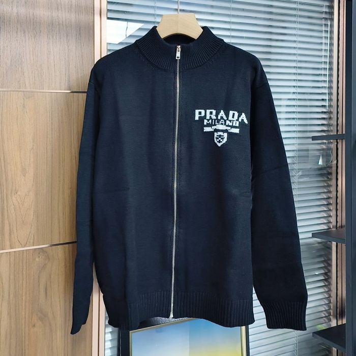 プラダ メンズ ネイビー Vネック カーディガン -  - pr846x