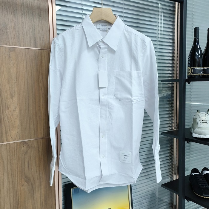 トムブラウン メンズ ホワイト シャツ - White  - th97x