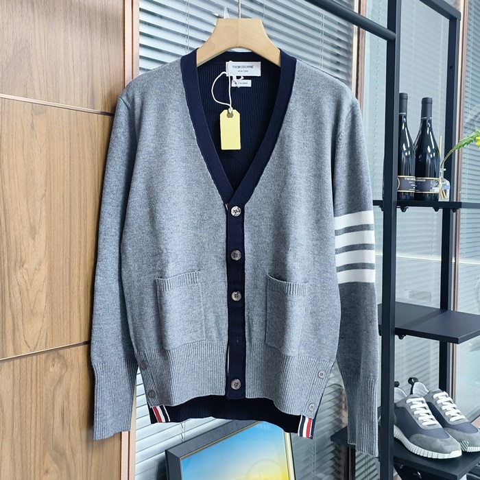 トムブラウン メンズ Vネック カーディガン -   - thc4954x