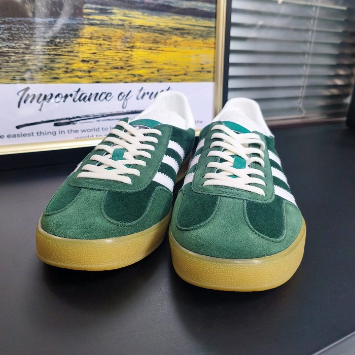 グッチ X アディダス ユニセックス ガゼル ベルベット グリーン ロー タップ スニーカー  -Green  - gu1002x