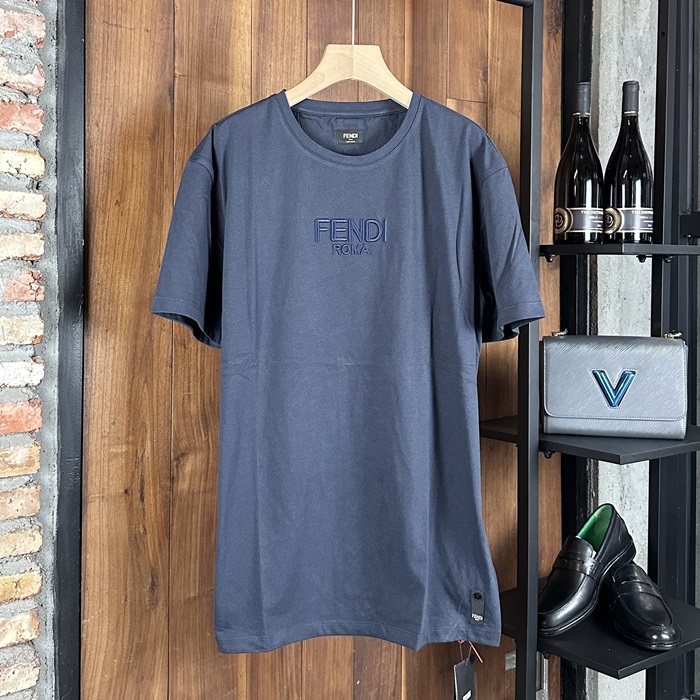 フェンディ メンズ ラウンドネック半袖Tシャツ - Round- fec6505x