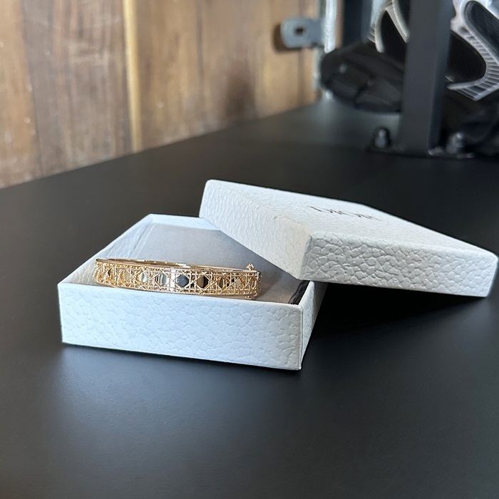 ディオール レディース ゴールド ブレスレット -   Gold Bangle - acc5754x