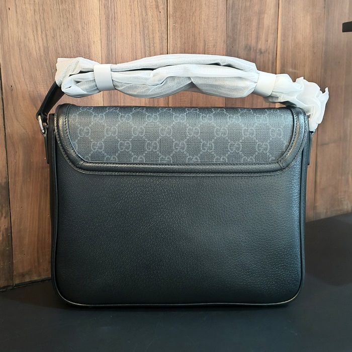 グッチ メンズ GG シュプリーム ミディアム クロス バッグ - - gub5683x