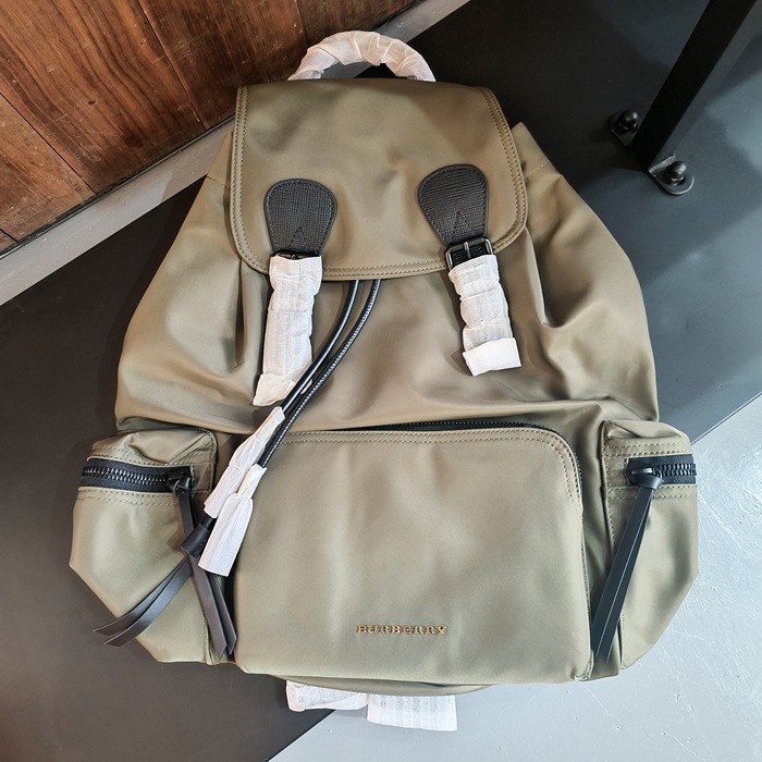 Nylon,42cm - バーバリーメンズ ナイロン バックパック,42cm,BURB0510,オリーブ