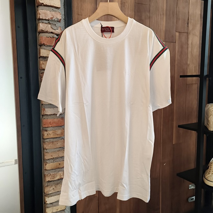 グッチ メンズ ラウンドネック半袖Tシャツ -Round- guc6205x