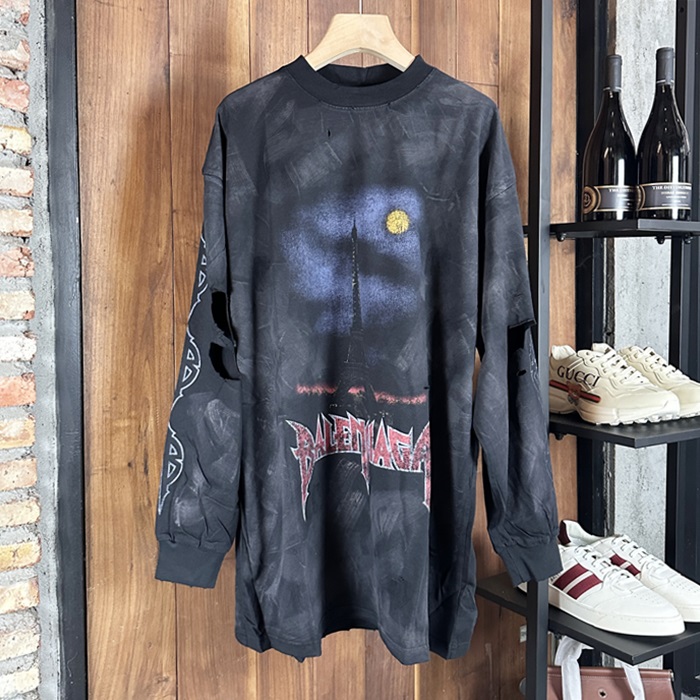 バレンシアガ メンズ ラウンドネック長袖Tシャツ -  Round- bac3761x