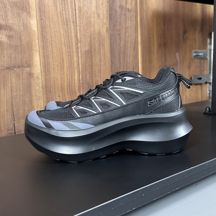 サロモン X ドーバー スニーカー  - Salomon   - sas4064x