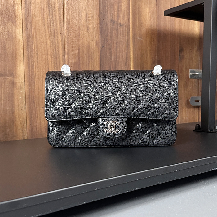 シャネルクラシック キャビア ミディアム ブラック ゴールド/シルバー - Caviar  Bag- chb0013