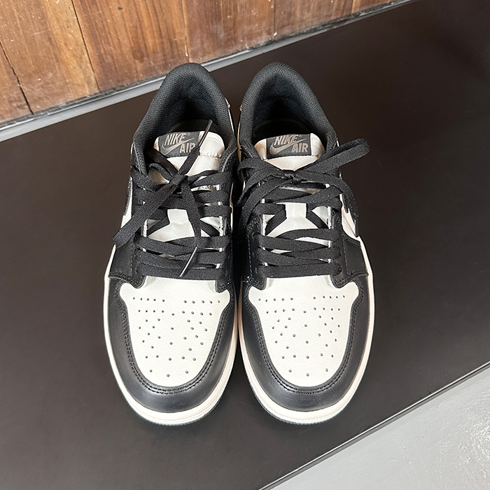 ナイキ ユニセックス ロー スニーカー - Nike Air Jordan 1 Low - nis2987x