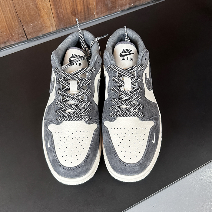 ナイキ ユニセックス ロー スニーカー - Nike Air Jordan 1 Low - nis2971x