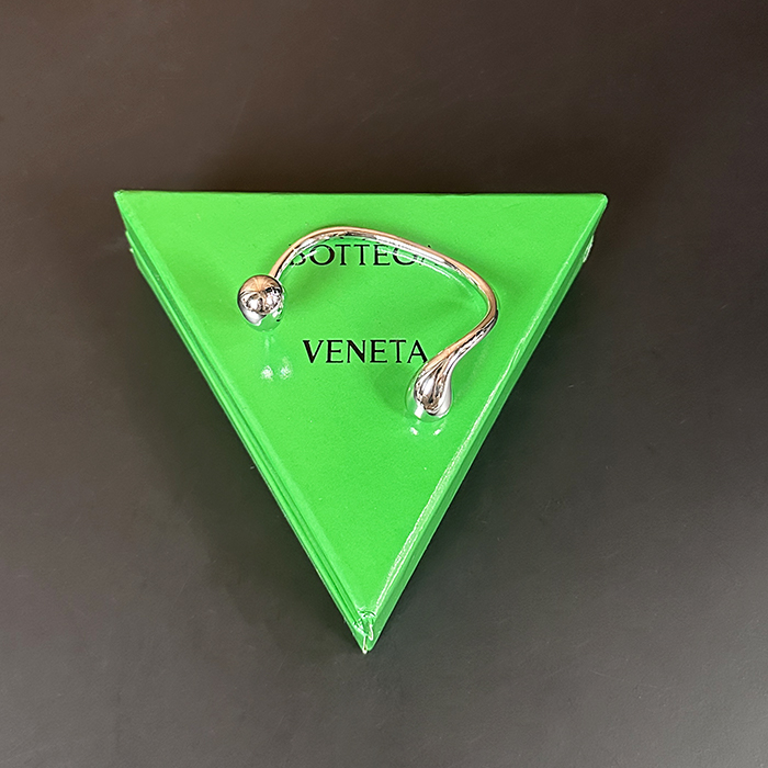 ボッテガヴェネタ ユニセックス ゴールド ブレスレット -Gold Bangle - acc1278x