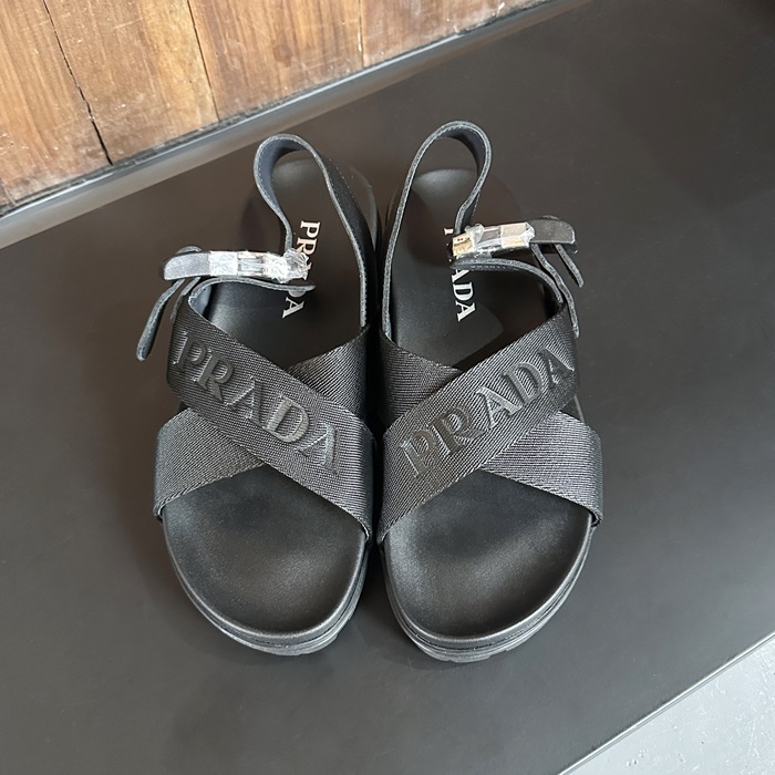 プラダ メンズ クロス バックル ストラップ サンダル  - Sandals - pr736x