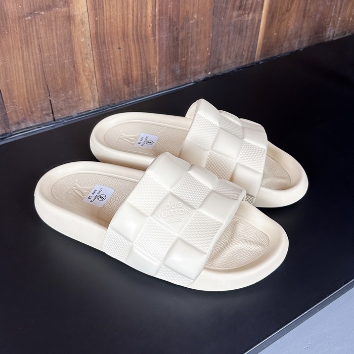 ルイヴィトン ユニセックス ベージュ スリッパ -  - lv851x