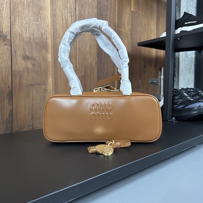 ミュウミュウ レディース ボーレザーバッグ -   Beau - mic5289x