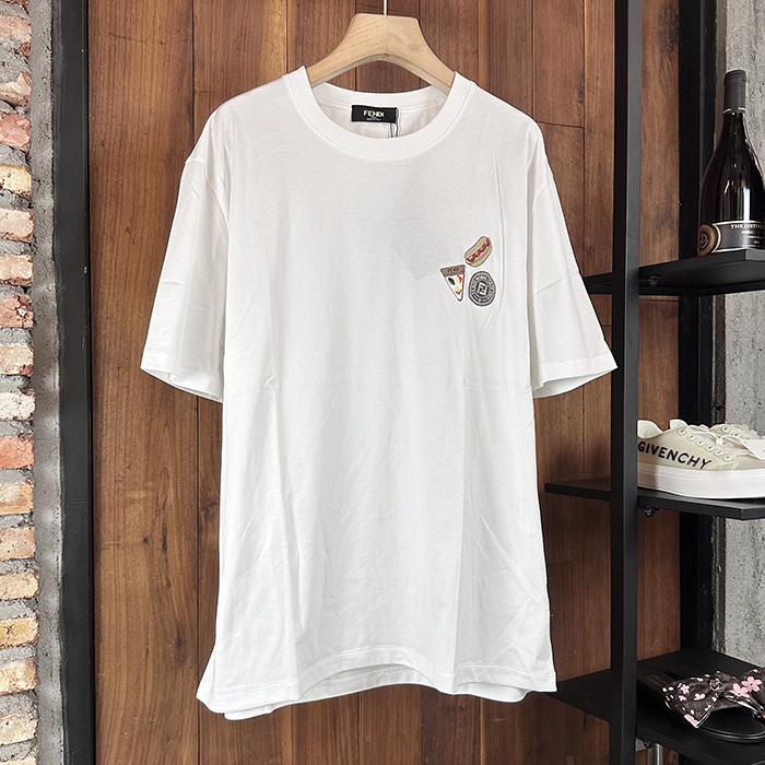 フェンディ メンズ ラウンドネック半袖Tシャツ - Round- fec7432x