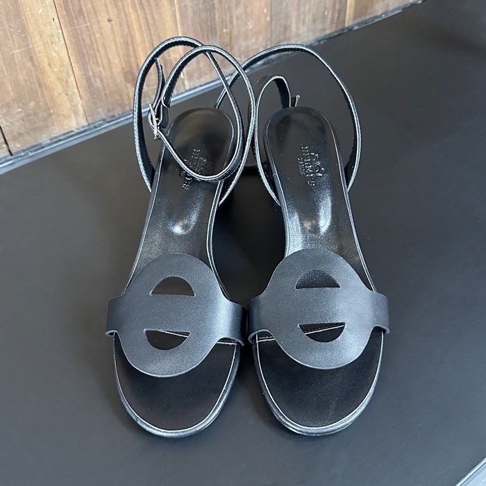 エルメス レディース ジュリエット45  ストラップ サンダル -   Juliette45 Sandals - hes5782x
