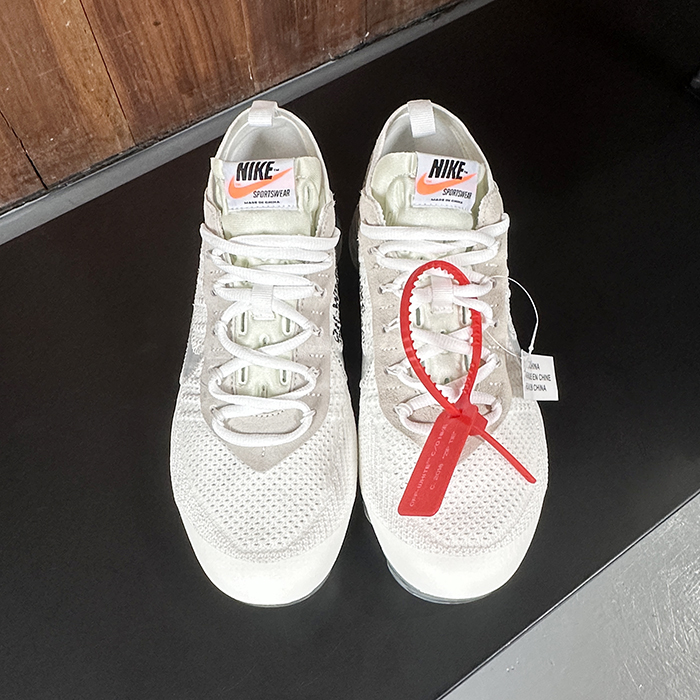 ナイキ ユニセックス ホワイト - NikeWhite Air - nik180x