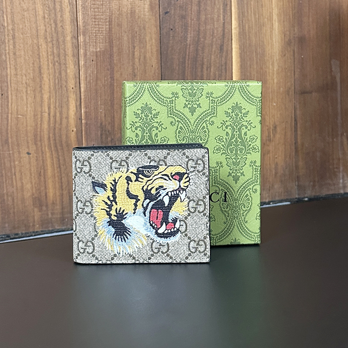 グッチ  プリント gg シュプリーム 二つ折り財布 Guc0555x.11CM.ブラウン