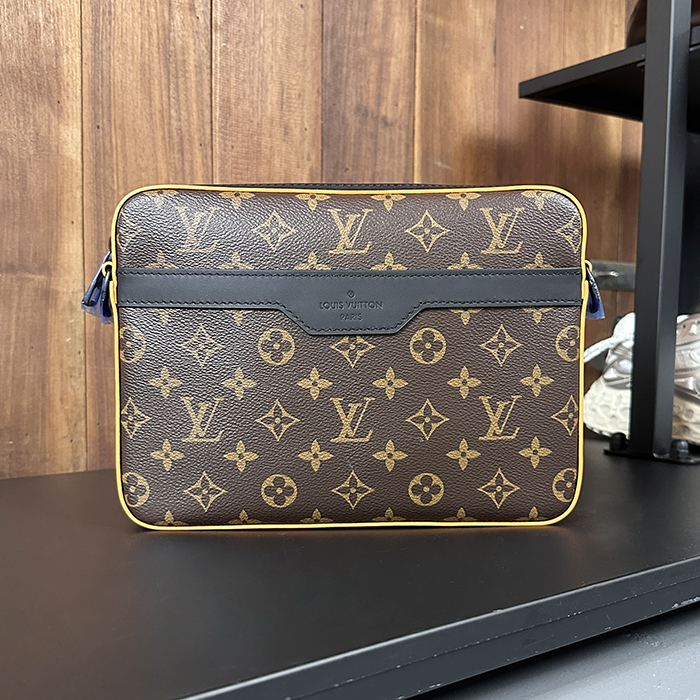 ルイヴィトン メンズ トリオ メッセンジャーバッグ  -  Brown- lv1773x