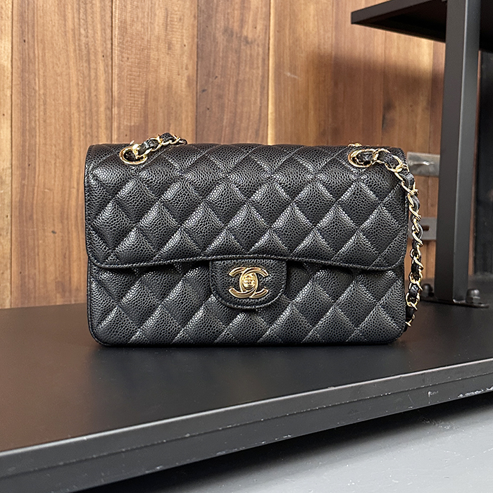 シャネルクラシック キャビア スモール ブラック ゴールド / シルバー - Caviar Small Bag- ch2652z