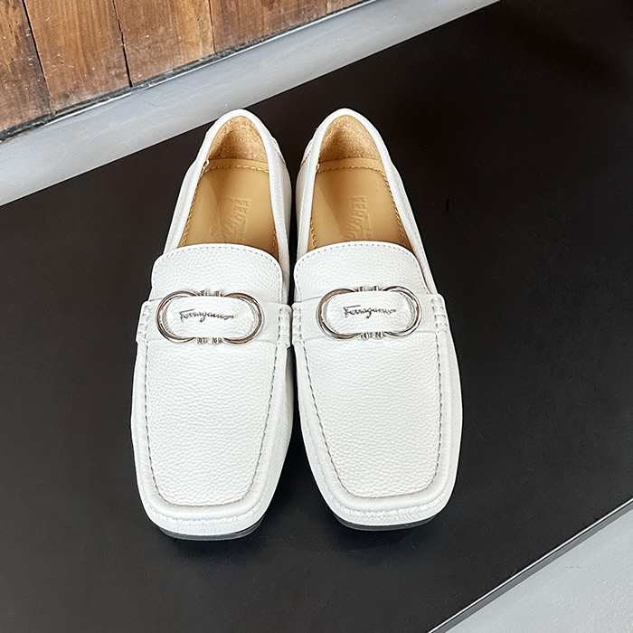 Ferragamo- フェラガモメンズ レザーローファー FGMS0299 ,ホワイト
