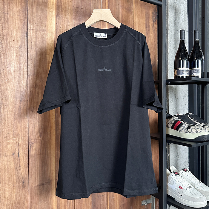 ストーンアイランド メンズ ラウンドネック半袖Tシャツ - Round- stc6612x