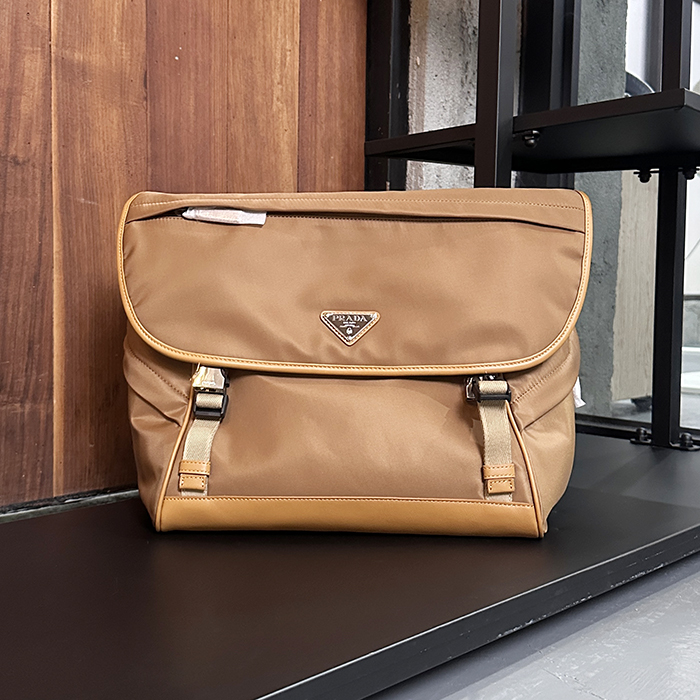 プラダ メンズ リナイロン メッセンジャーバッグ 2VD052 -  - prb9095x