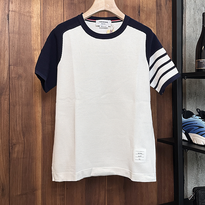 トムブラウン メンズ ラウンドネック半袖Tシャツ -  - thc6883x