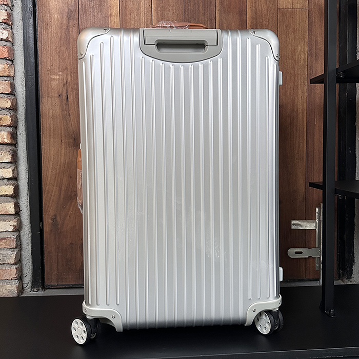 リモワ オリジナル ツイスト キャリーバッグ - Original Twist Carrier - ric18x