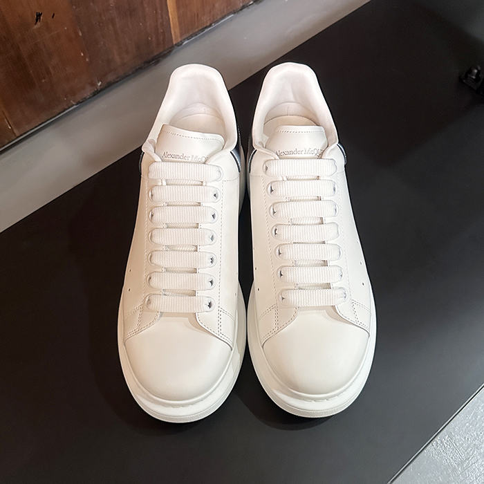 アレキサンダーマックイーン ユニセックス ホワイト スニーカー - Alexander McQueenWhite  - aqs1547x
