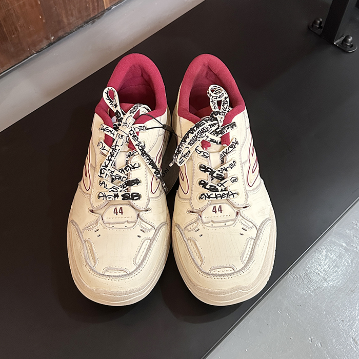 バレンシアガ メンズ  ミディアム 원- スニーカー -  Hamptons  One-Out  - bas7104x