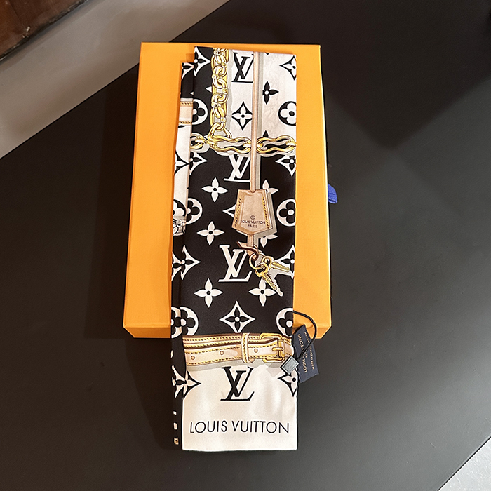 ルイヴィトン レディース モノグラム コンフィデンシャル ブラック  スカーフ M78656  - - acc300x