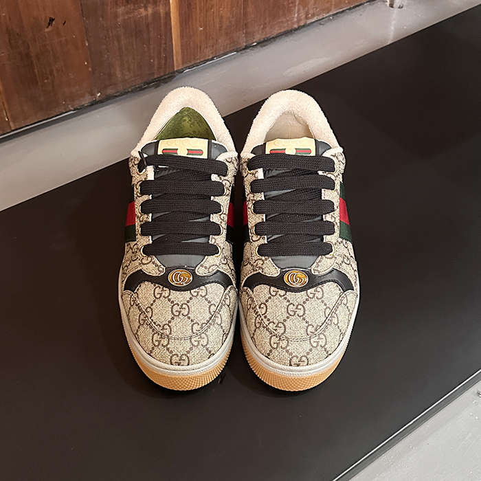 グッチ ユニセックス グレー スニーカー -Gray - gu632X