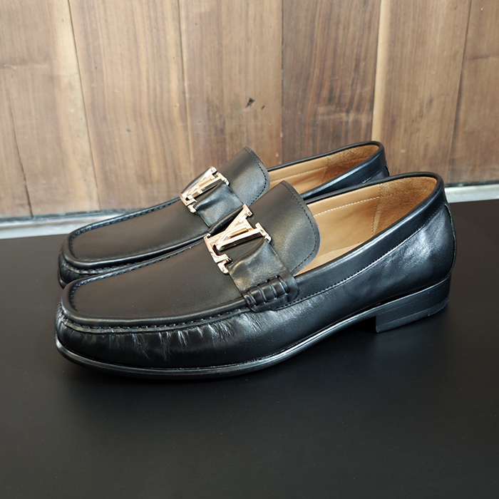 - ルイヴィトンメンズ レザーローファー LOUS1255,ブラック