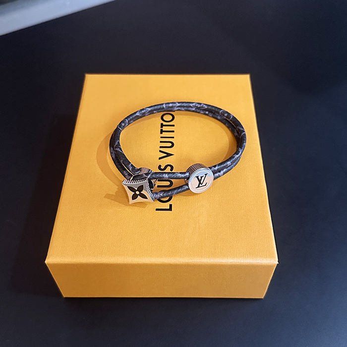 ルイヴィトン ユニセックス イニシャル ブレスレット - Bangle - acc1963x