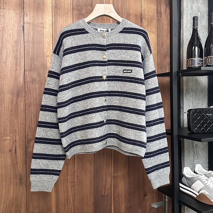 ミュウミュウ レディース ラウンドネックカーディガン -mic8046x