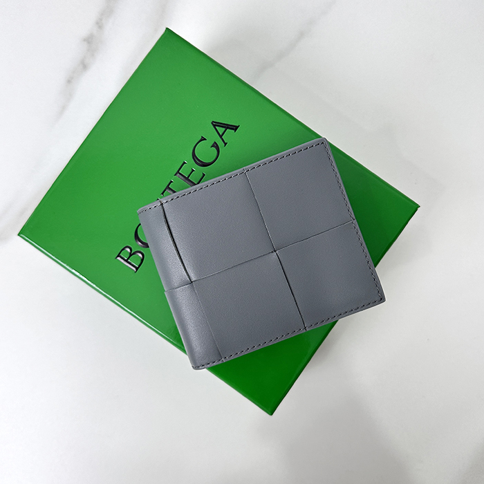 ボッテガヴェネタ メンズ グレー 二つ折り財布 - Gray Half s - bv209x
